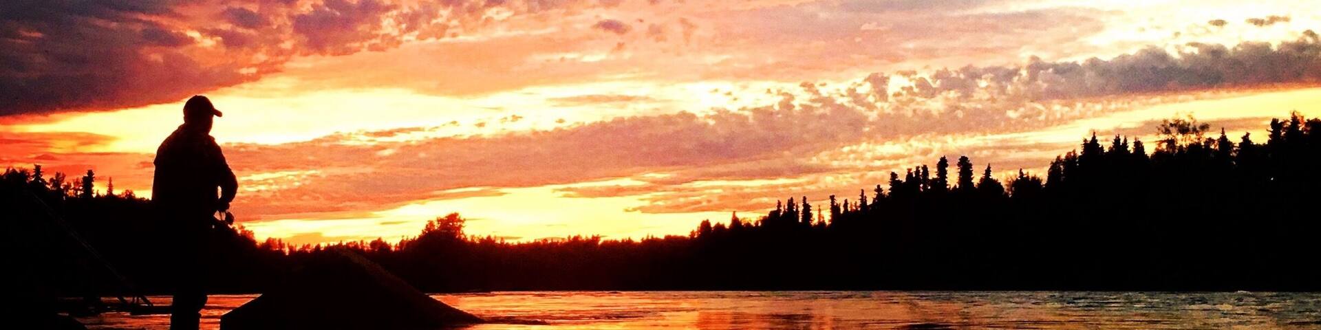 Fishing at Kenai River in the midnight Sun. Salmon Capital of the world.
#AquaTrove