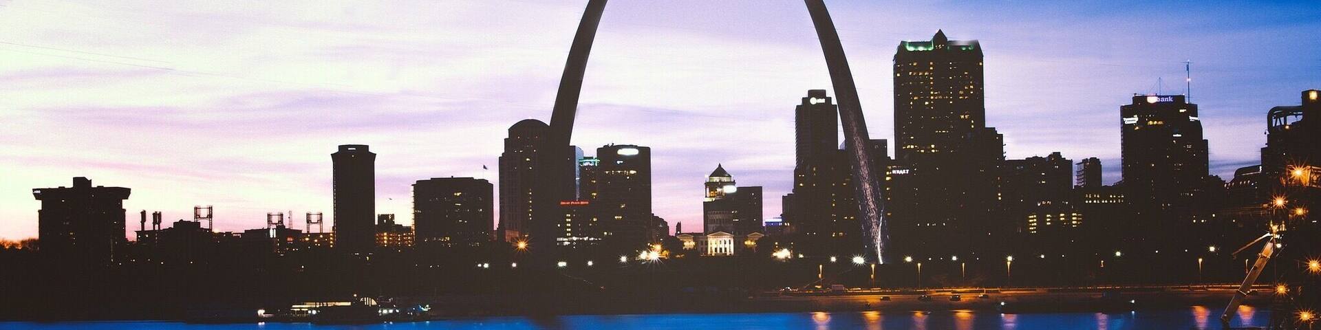 When visiting St Louis and looking to photograph a skyline this place is safe and open for public.