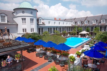 Outdoor pool, open 7:00 AM to 7:00 PM, cabanas (surcharge)