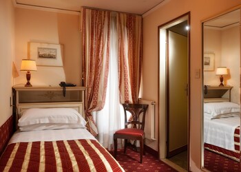 Minibar, in-room safe, desk, blackout curtains