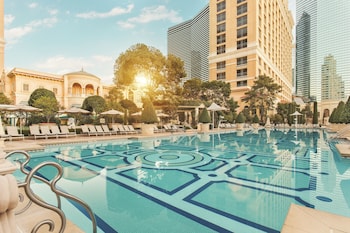 5 piscinas al aire libre
