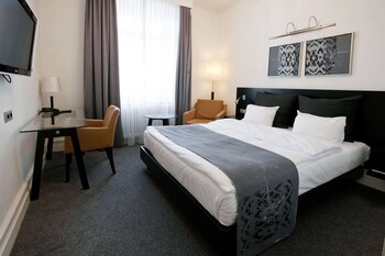 In-room safe, desk, iron/ironing board, free cribs/infant beds