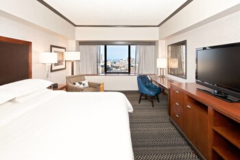 Premium bedding, down duvet, pillow top beds, in-room safe