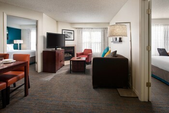 In-room safe, desk, iron/ironing board, free cribs/infant beds