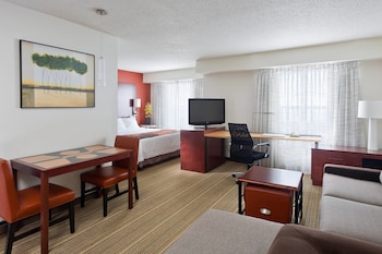 In-room safe, desk, iron/ironing board, free cots/infant beds