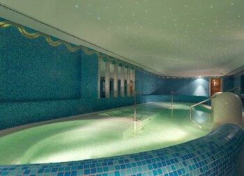 Piscine couverte