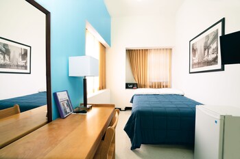 In-room safe, free WiFi, wheelchair access