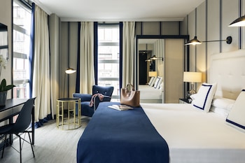 Minibar, in-room safe, desk, blackout drapes