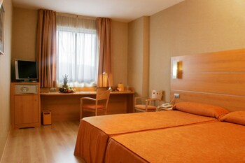 In-room safe, desk, soundproofing, WiFi
