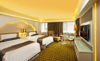 Premium bedding, pillow top beds, minibar, in-room safe