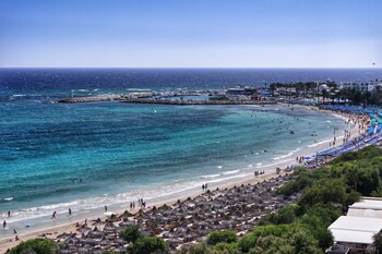 Plage, serviettes de plage, beach-volley, bar de plage