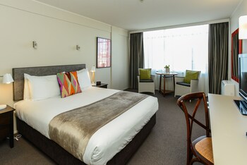 In-room safe, desk, iron/ironing board, free WiFi