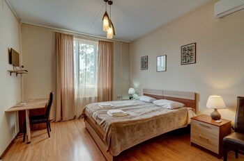Minibar, in-room safe, desk, blackout curtains