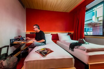 Premium bedding, in-room safe, desk, free WiFi