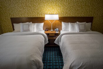 In-room safe, iron/ironing board, free wired internet, alarm clocks