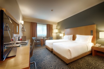 Hypo-allergenic bedding, minibar, in-room safe, individually decorated