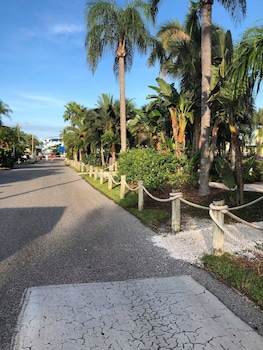 Private beach, white sand, beach towels