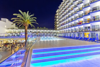 Piscina stagionale all'aperto, cabine incluse nel prezzo