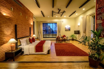 1 bedroom, premium bedding, minibar, in-room safe