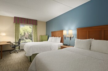 Down comforters, in-room safe, desk, laptop workspace