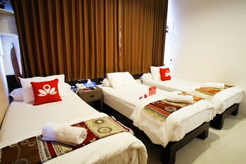 Desk, rollaway beds, free WiFi, linens