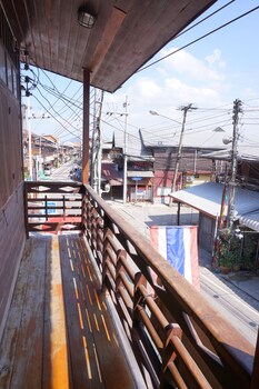 ระเบียง