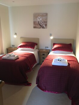 Desk, iron/ironing board, free WiFi, linens