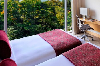 Premium bedding, in-room safe, blackout curtains, iron/ironing board
