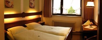Allergikerbettwaren, individuell eingerichtet, Schreibtisch