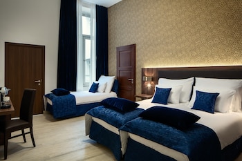 Premium bedding, memory foam beds, minibar, in-room safe