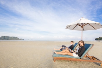 On the beach, free beach cabanas, sun-loungers, beach umbrellas