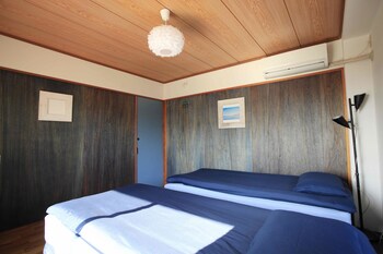Blackout curtains, free WiFi, linens