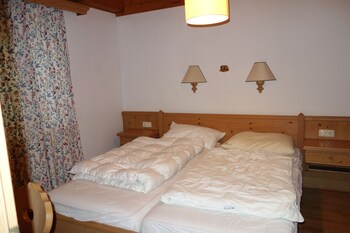 2 Schlafzimmer, Bügeleisen/Bügelbrett, Internetzugang, Bettwäsche