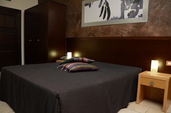 Minibar, tende oscuranti, culle/letti per bambini (gratuiti)