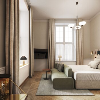 Minibar, in-room safe, cots/infant beds, free WiFi