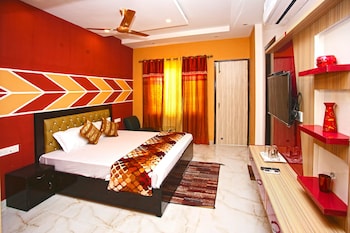 3 bedrooms, iron/ironing board, Internet, linens