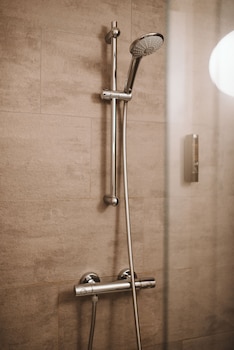 Een douche, een haardroger