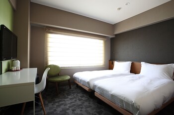In-room safe, iron/ironing board, free WiFi
