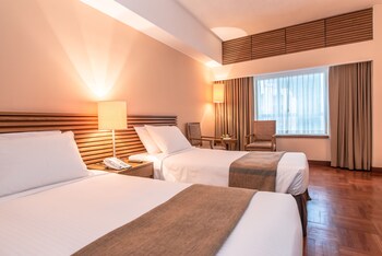 Minibar, in-room safe, desk, blackout curtains