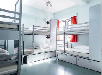 In-room safe, free WiFi