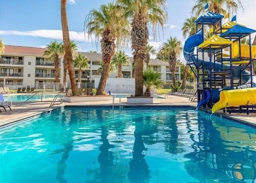Condo, 2 habitaciones | Alberca