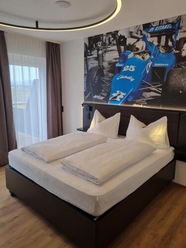 Business Double Room | 1 bilik tidur, meja, kalis bunyi, Wi-fi percuma 