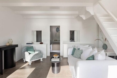 2 habitaciones, ropa de cama de alta calidad y minibar